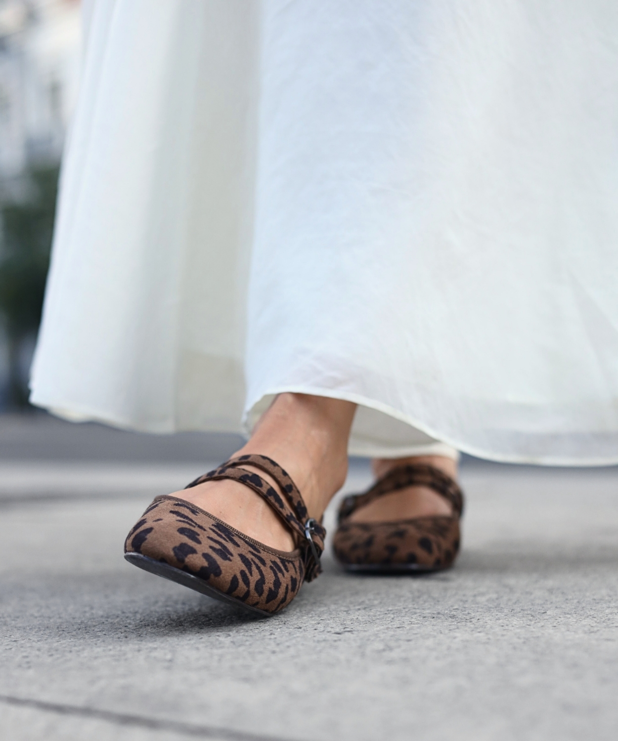 Bailarinas print leopardo image number null